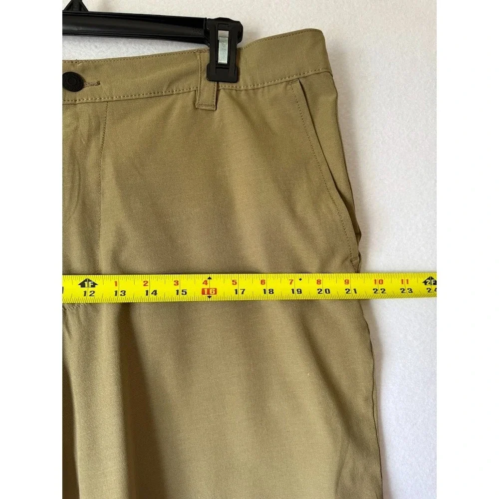 Banana Republic Shorts Men 40 Beige Performance Chino Stretch Elastic Waist